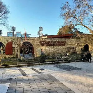 Aparthotel Castel, Tirana